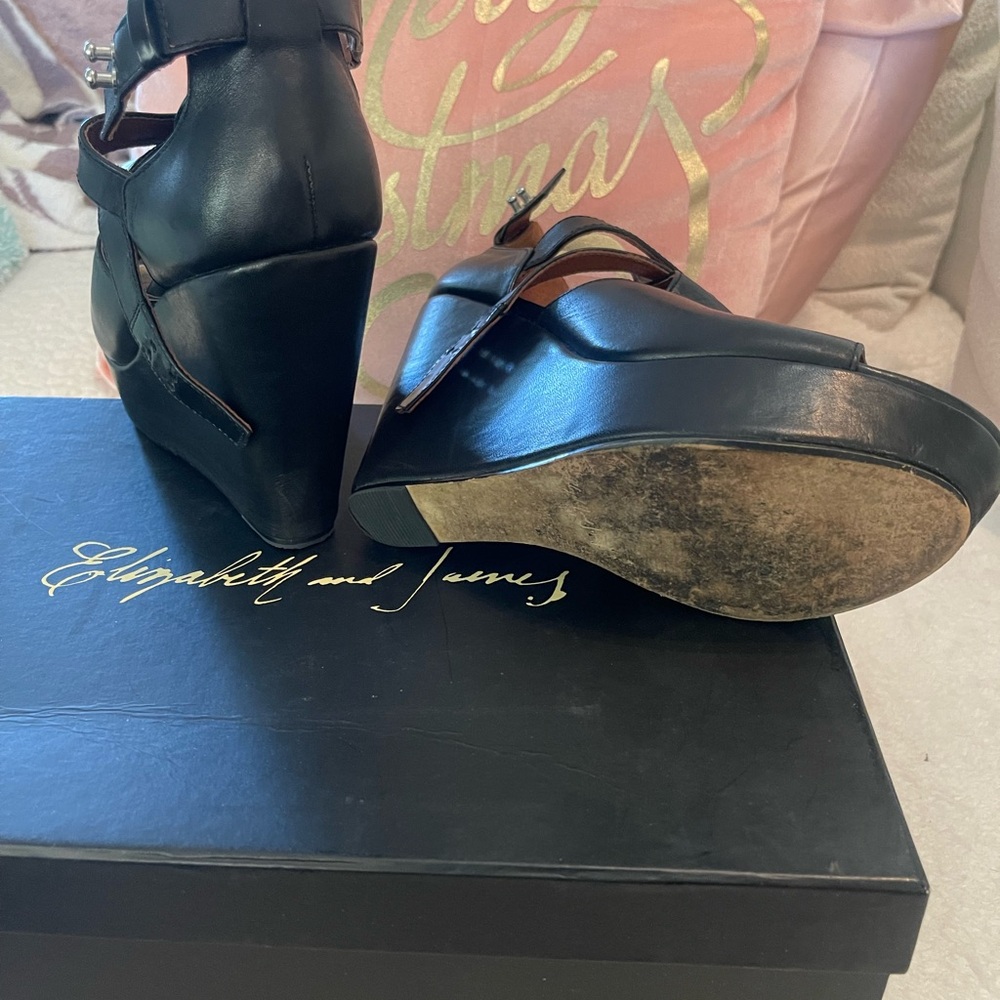 Elizabeth Hurley Black Wedge Shoes